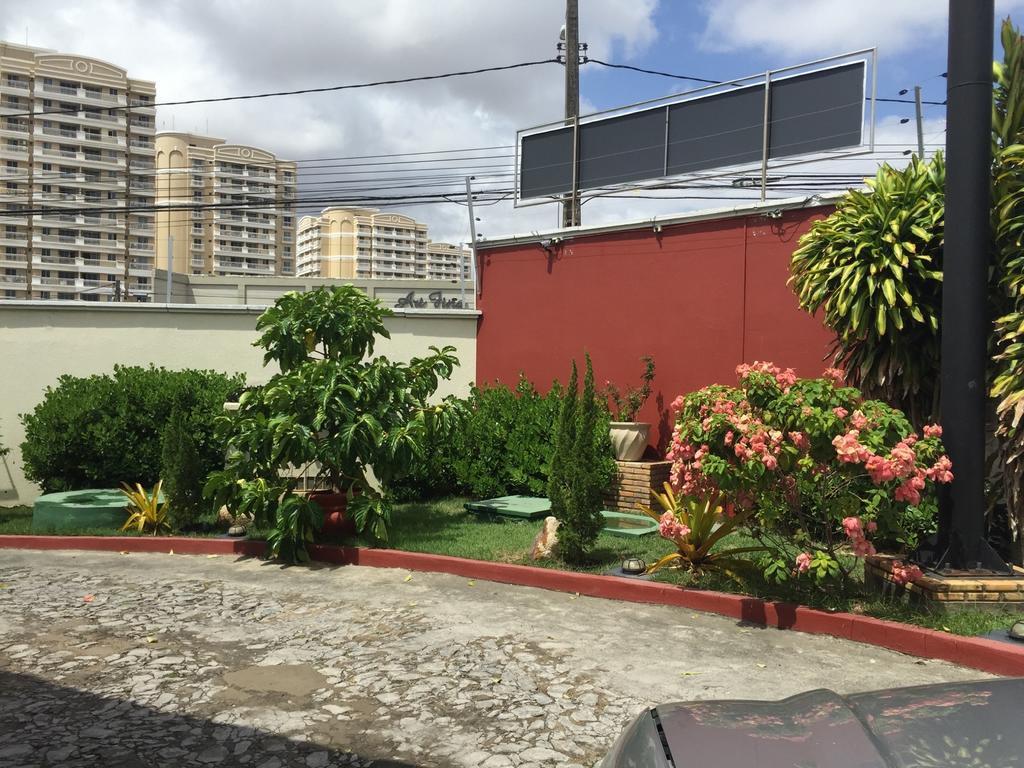 Bali Motel (Adults Only) フォルタレザ エクステリア 写真